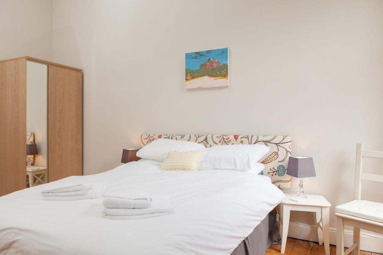 Appartement Amazing 4 Bedroom Just Off The Meadows